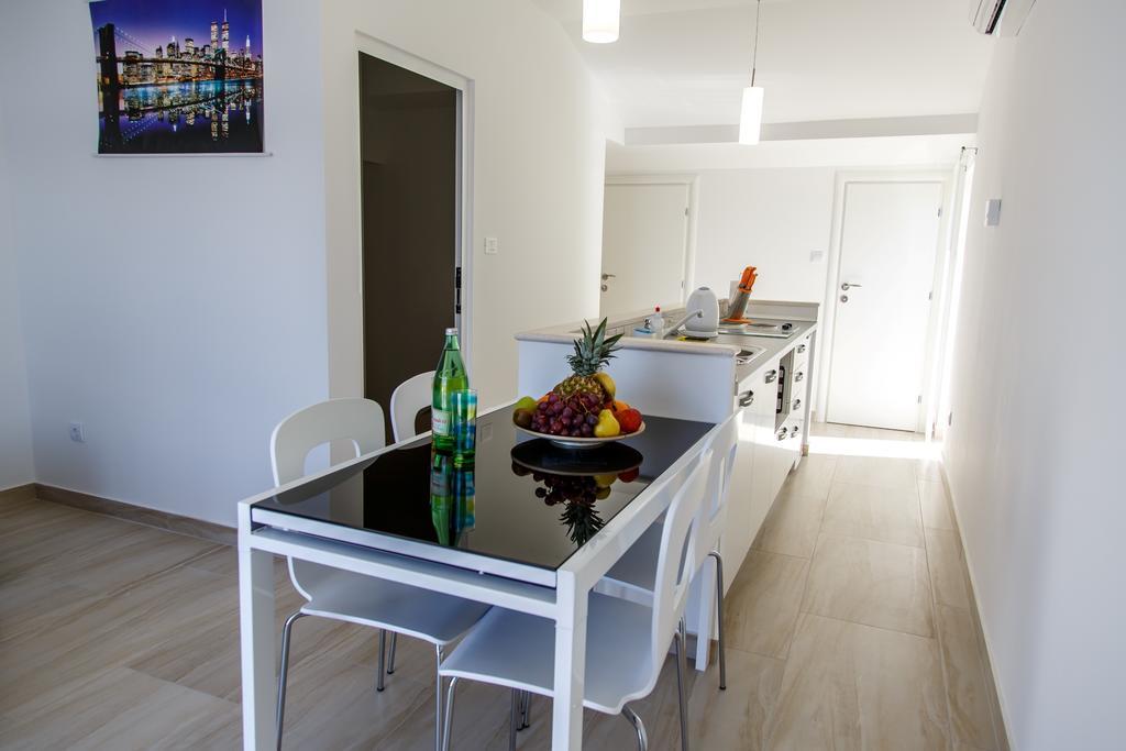 Nemira Sunny Apartments Omiš Cameră foto