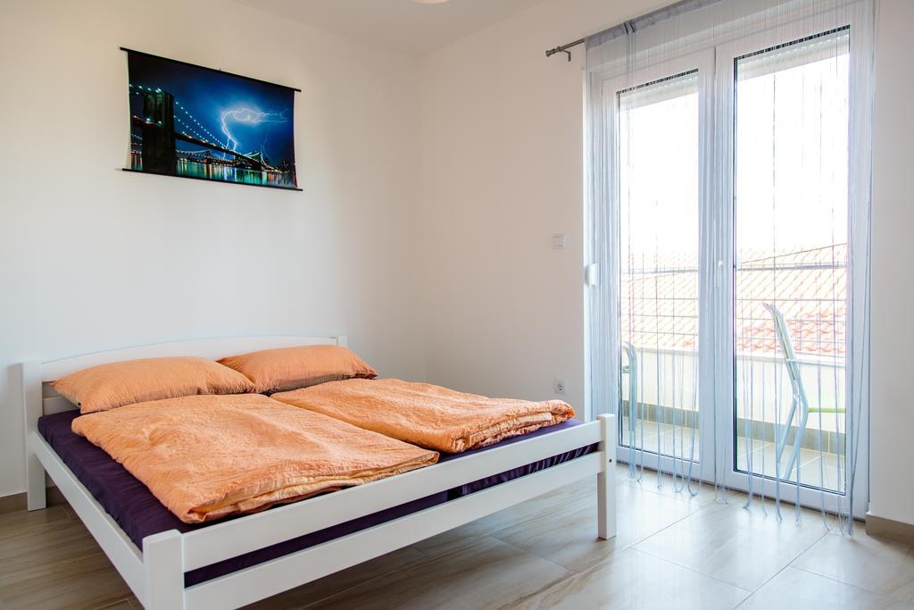 Nemira Sunny Apartments Omiš Cameră foto